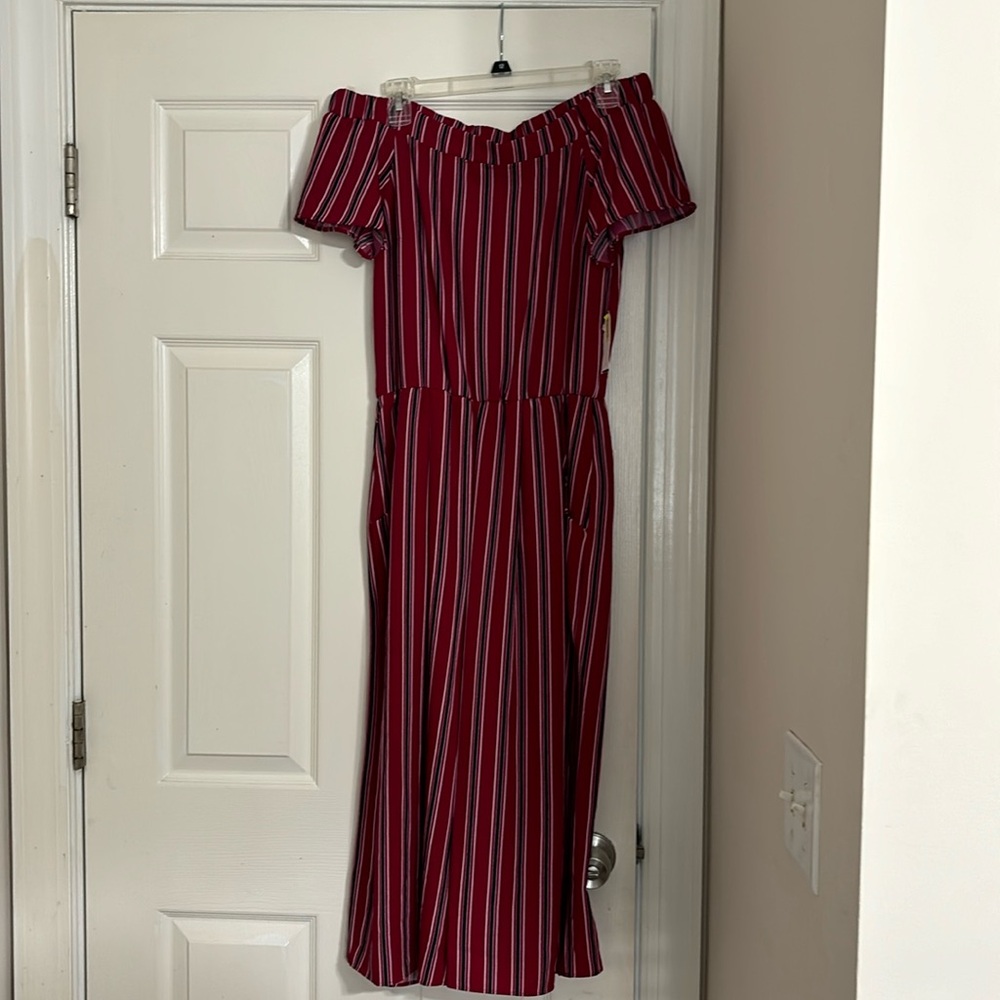 M striped romper. NWT